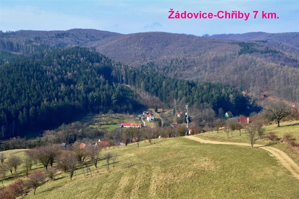 Cyklo Ubytovani A Vinny Sklep Zadovice Bagian luar foto
